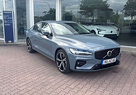 Volvo S60 B5 AWD Ultimate Dark Auto