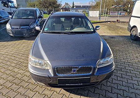 Volvo V70 D5 Momentum (136kW)