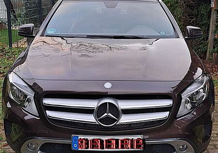 Mercedes-Benz GLA 250 7G-DCT Urban