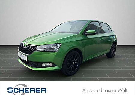 Skoda Fabia 1.0 TSI EINPARKHILFE HINTEN KLIMA SITZHEIZ