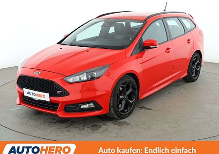 Ford Focus 2.0 EcoBoost ST *NAVI*BiXENON*PDC*SHZ*TEMPO*ALU*