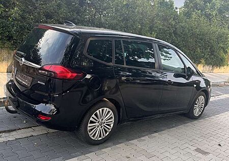 Opel Zafira 7 Sitze 2017 Anhängerkupplung