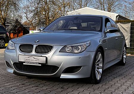 BMW M5 E60 V 10 Limousine
