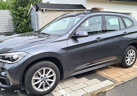 BMW X1 +sDrive20i+Aut.+Advantage+Navi+Temp+Winterreifen