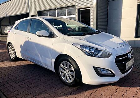 Hyundai i30 blue Trend/Navi/Kamera