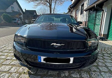 Ford Mustang V6 305 PS