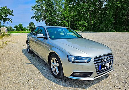 Audi A4 1.8 TFSI Attraction