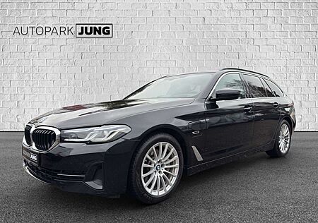 BMW 530 Touring * e*xDrive*Head-Up*Business*Navi