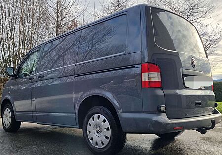 VW T5 Transporter Volkswagen Transporter T5 4MOTION Cool Profi