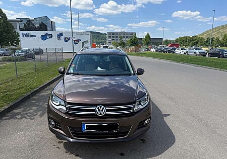 VW Tiguan Volkswagen Sport & Style 4Motion Scheckheft gepflegt bei