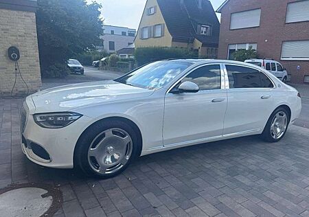 Mercedes-Benz S 580 Maybach 4Matic L 9G-TRONIC Night Series