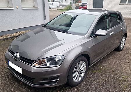 VW Golf Volkswagen 1.2 TSI BlueMotion Technology Lounge