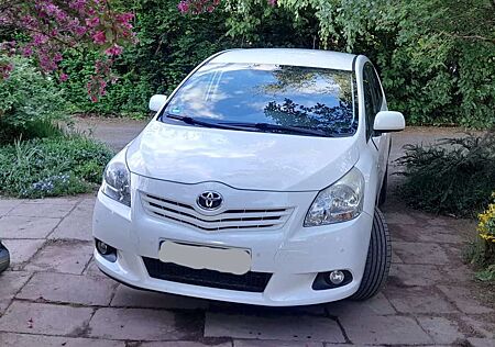 Toyota Verso 1.6 Travel
