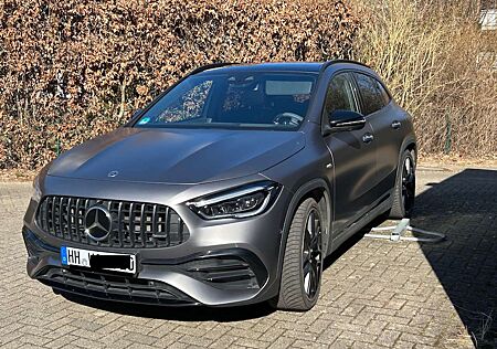 Mercedes-Benz GLA 45 AMG AMG GLA 45 S 4Matic AMG Speedshift DCT 8G