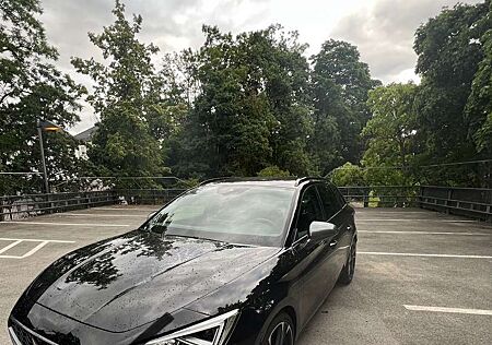 Cupra Leon Sportstourer 300 ps Service würde immer bei