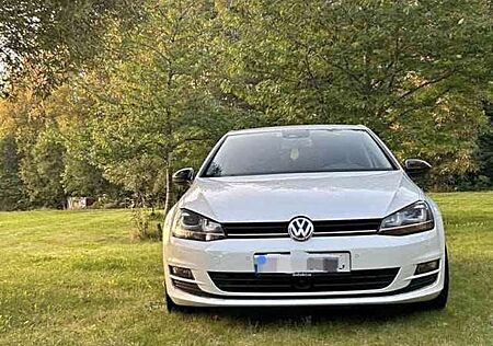 VW Golf Volkswagen 2.0 BlueTDI DSG Highline