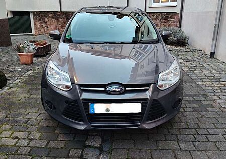 Ford Focus Turnier 1.0 EcoBoost Start-Stopp-System SYNC Edition
