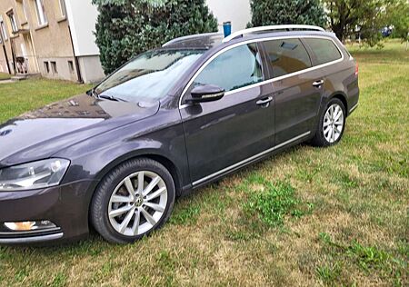 VW Passat Variant Volkswagen 2.0 Blue TDI DPF Highline