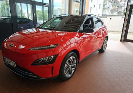Hyundai Kona Trend ACC R.Cam PDC SHZ DAB+ Spurassist.