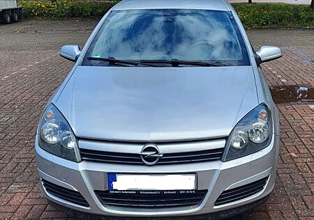 Opel Astra Technisch einwandfrei Tüv 06.2027
