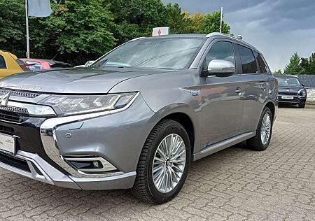 Mitsubishi Outlander PHEV Top 4WD