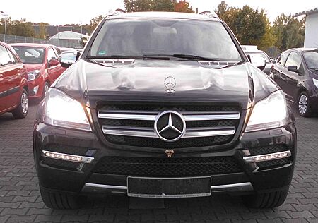 Mercedes-Benz GL 350 CDI DPF 4Matic BlueEFFICIENCY 7G-TRONIC.VOLLAUSTAT