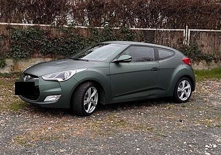 Hyundai Veloster Style