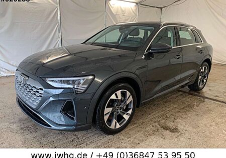 Audi Q8 e-tron 55 quattro DIGITAL MATRIX/ACC+/HUD/360
