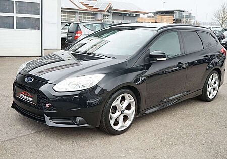 Ford Focus 2.0 Turnier ST Recaro_Leder_Xenon_Keyless