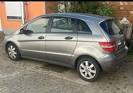 Mercedes-Benz B 180 CDI