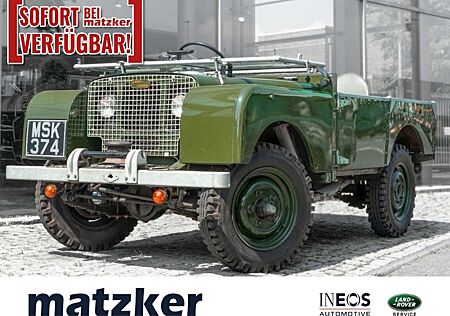 Land Rover Series 80 Lights behind the grill