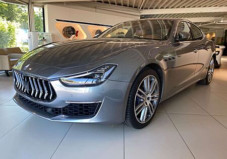 Maserati Ghibli GT limitierte ZEGNA Edition *-IN*