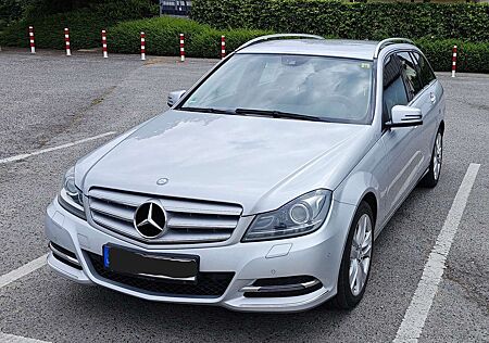 Mercedes-Benz C 220 T CDI DPF (BlueEFFICIENCY) 7G-TRONIC Avantga