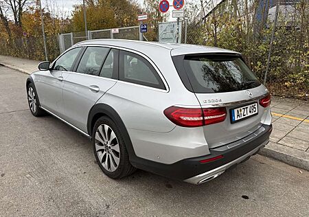Mercedes-Benz E 220 d 4Matic All-Terrain (213.217)