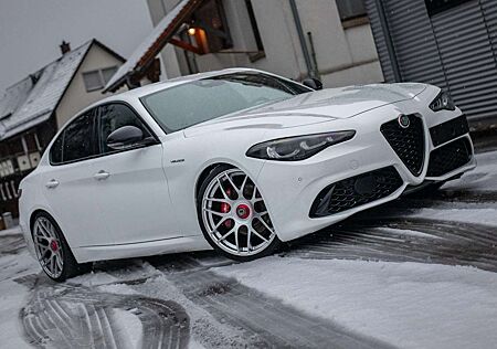 Alfa Romeo Giulia Veloce*280PS*Zeisberg Umbau*Zins 1.49%