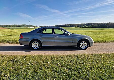 Mercedes-Benz E 200 Kompressor Classic