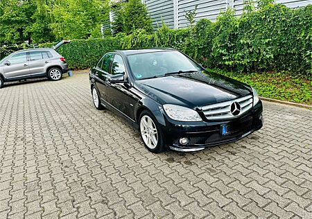 Mercedes-Benz C 200 CGI Automatik BlueEFFICIENCY Elegance