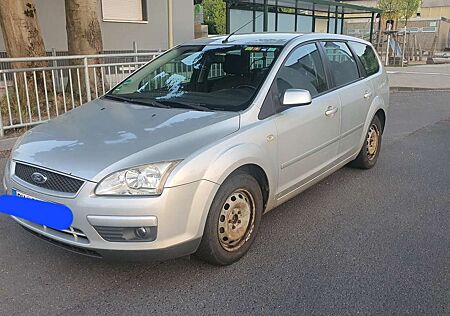 Ford Focus Turnier 1.6 TDCi TÜV 09-2027