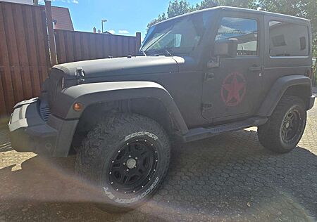 Jeep Wrangler Hard-Top Diesel 3-Tür 2.8 CRD DPF Auto. Sahara
