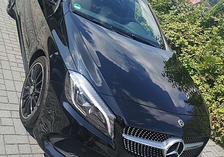 Mercedes-Benz A 220 d 4Matic 7G-DCT AMG Line