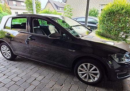 VW Golf Volkswagen 1.2 TSI BlueMotion Technology Lounge