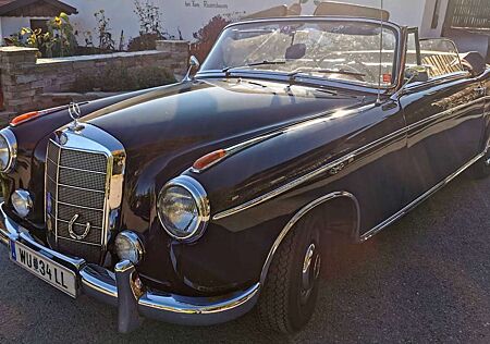 Mercedes-Benz 220 S Cabriolet W 180 II Ponton