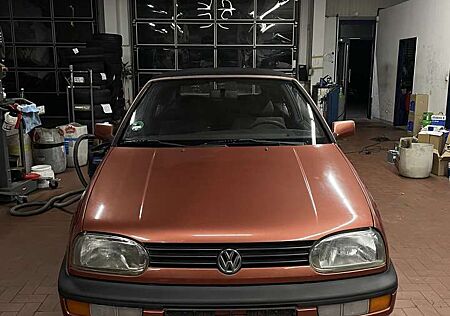 VW Golf Cabriolet Volkswagen Cabrio 1.8 Pink Floyd