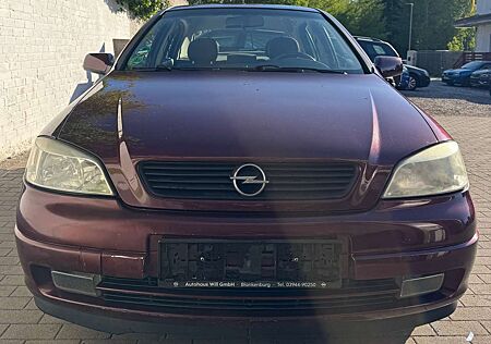 Opel Astra 1.6 Selection