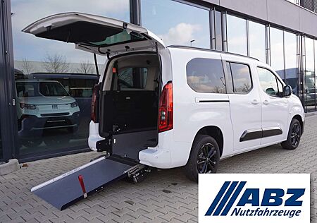 Fiat Doblo Maxi Kombi 130 / Rollstuhlumbau AMF