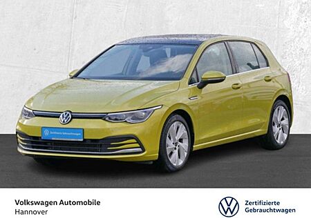 VW Golf Volkswagen VIII 1.5 eTSI DSG First Edition Navi Pano L