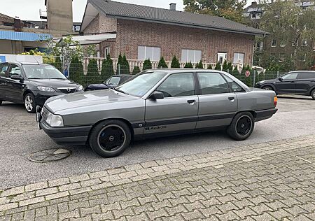 Audi 100 5 Zylinder