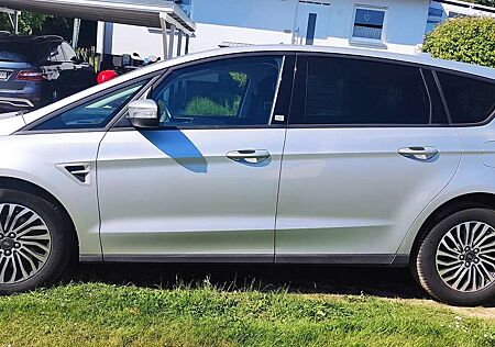 Ford S-Max 2.0 EcoBlue Aut. TREND AHK Scheckheft