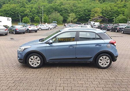 Hyundai i20 Aktiv SONDERMODELL Klima PDC FREISPRECHEINR.