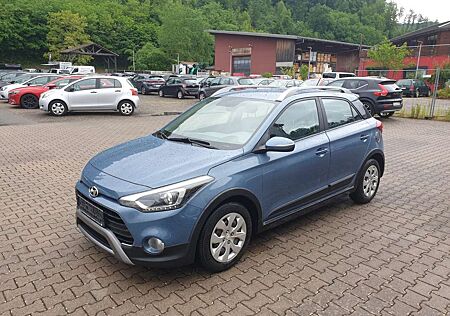 Hyundai i20 Aktiv SONDERMODELL Klima PDC FREISPRECHEINR.